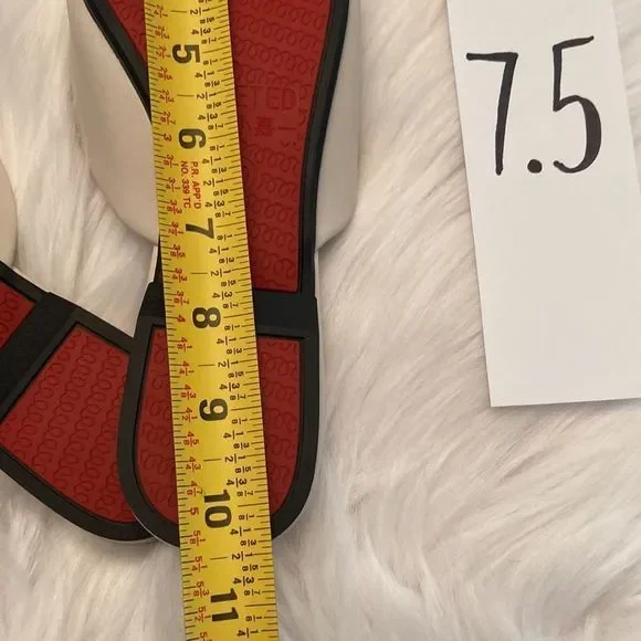 Riveted Off White Crème Gold Pointed Toe Flat Mules Shoes - Picture 15 of 17